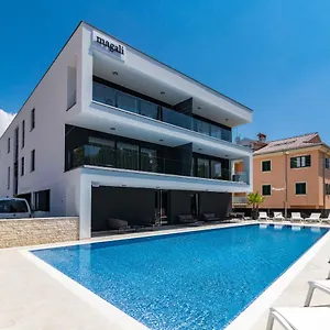  Apartment Luxury Magali 2